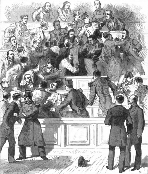 Schwarze und weiße Zeichnung einer vollen Gerichtsszene mit Menschen, die stehen und auf dem Boden sitzen, betitelt mit 'Der Prozess der britischen Armee in London, England'.