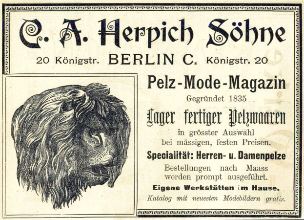 Alte Werbetafel mit einem Löwenkopf mit grimmiger Miene und wallender Mähne, mittig mit dem Text "Löwe".