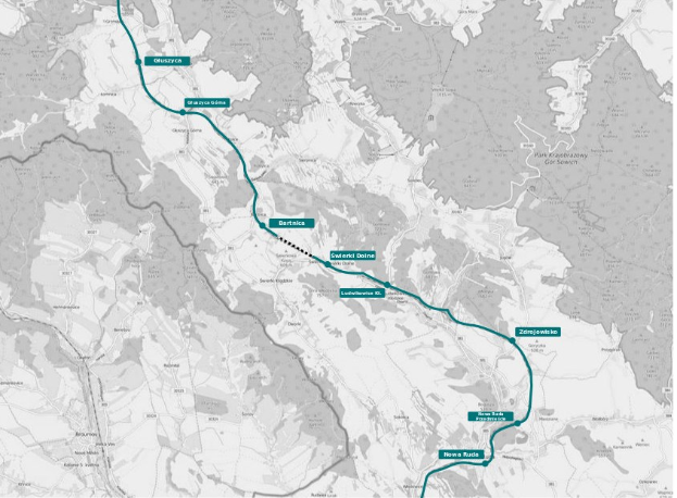 Blaue Linie auf einer Stadtkarte, die die Route eines Fahrradwegs mit markierten Start- und Endpunkten anzeigt.
